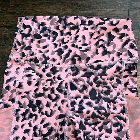 Fabletics cropped leggings - Picture 3 of 3